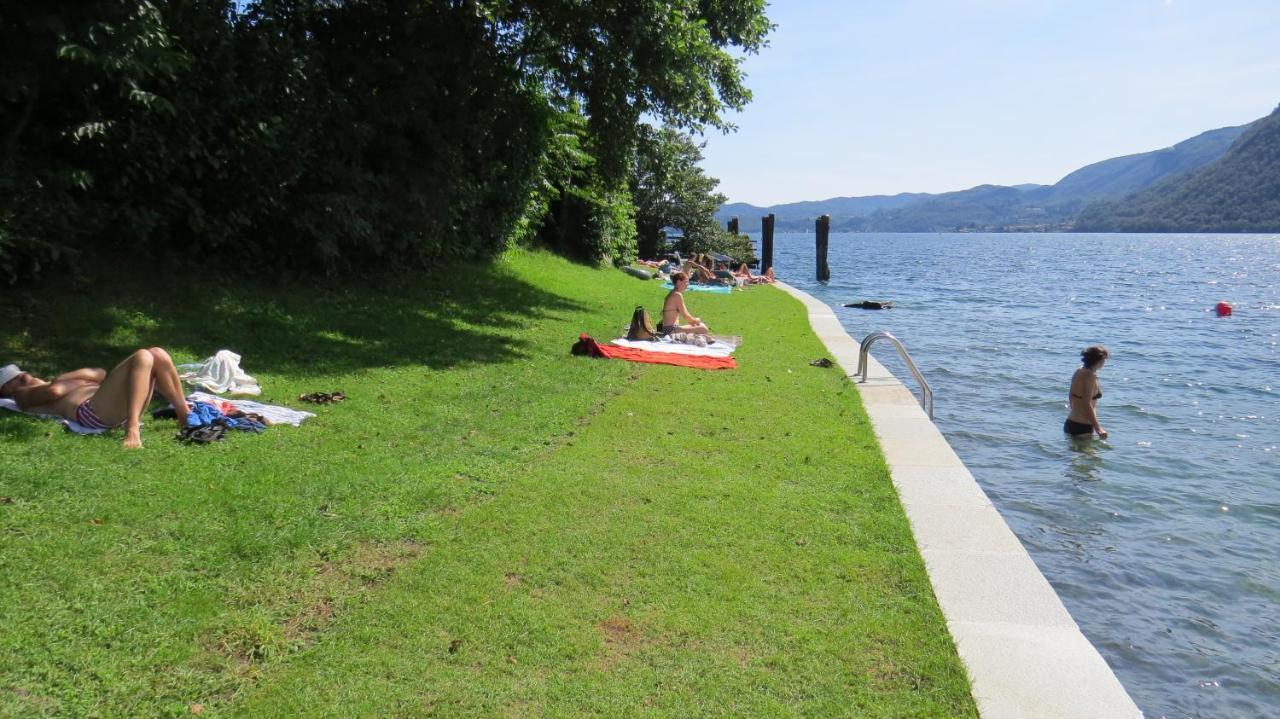 Campeggio Punta Di Crabbia Pettenasco Zewnętrze zdjęcie